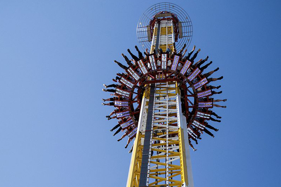 STEEL Talk] Why Are All the Thrill Rides in Amusement Parks Made
